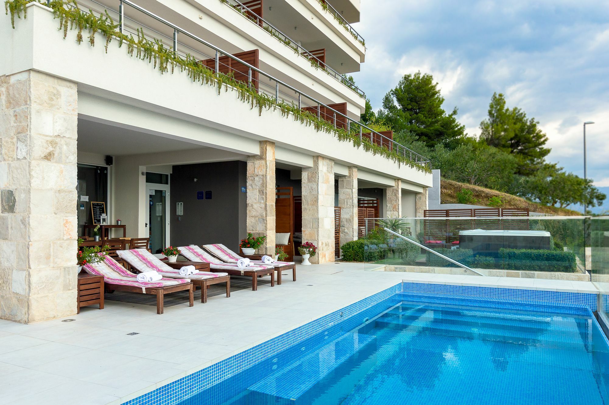Luxury Apartments Jolara Mimice Exterior photo